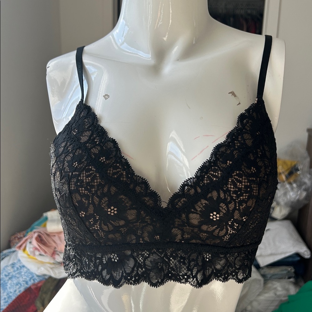 AERIE BLACK COMBO LACE BRALETTE SIZE 36B NWOT